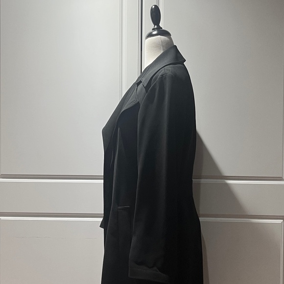 THEORY Oaklane Trench Coat in Admiral Crepe - Picture 5 of 6